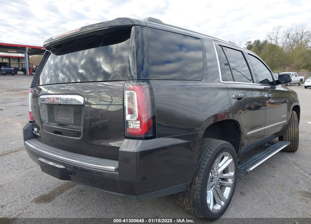 2017 GMC YUKON DENALI VIN: 1GKS1CKJ0HR153941