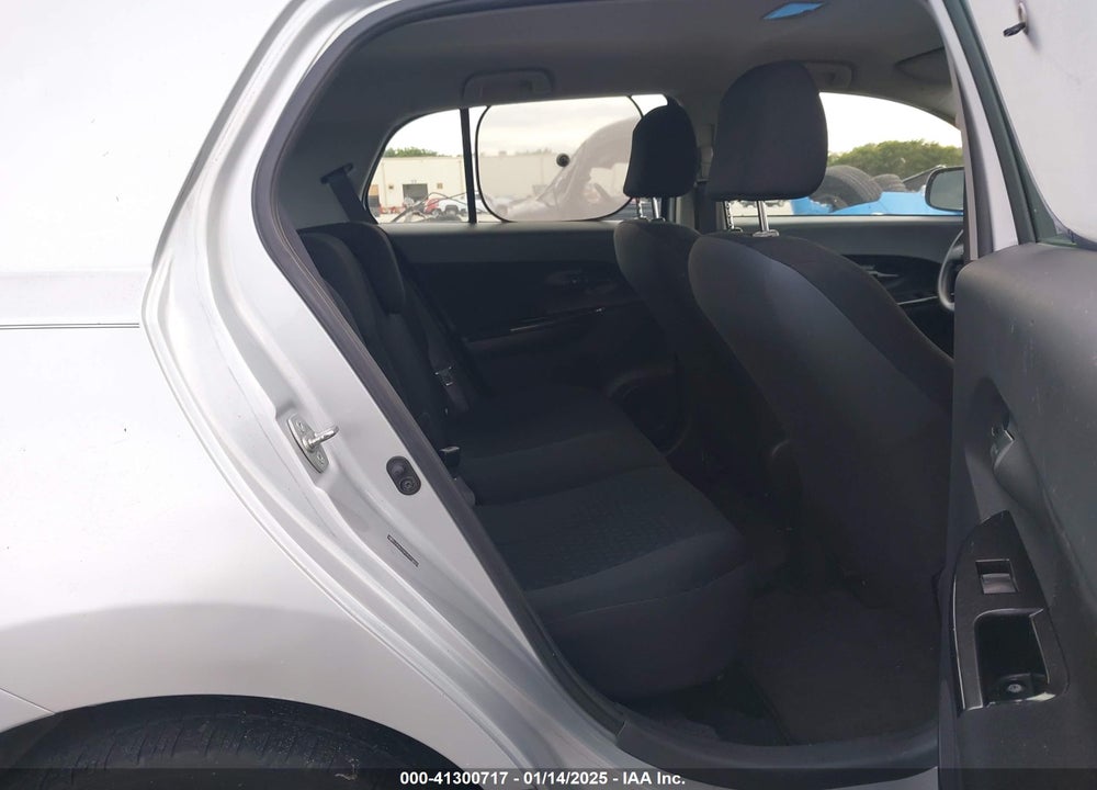 2008 SCION XD VIN: JTKKU10418J018818