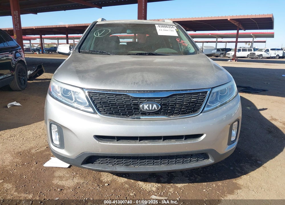 2014 KIA SORENTO LX VIN: 5XYKT3A63EG456189