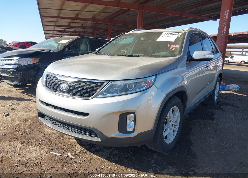 2014 KIA SORENTO LX VIN: 5XYKT3A63EG456189
