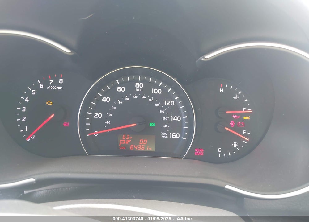 2014 KIA SORENTO LX VIN: 5XYKT3A63EG456189