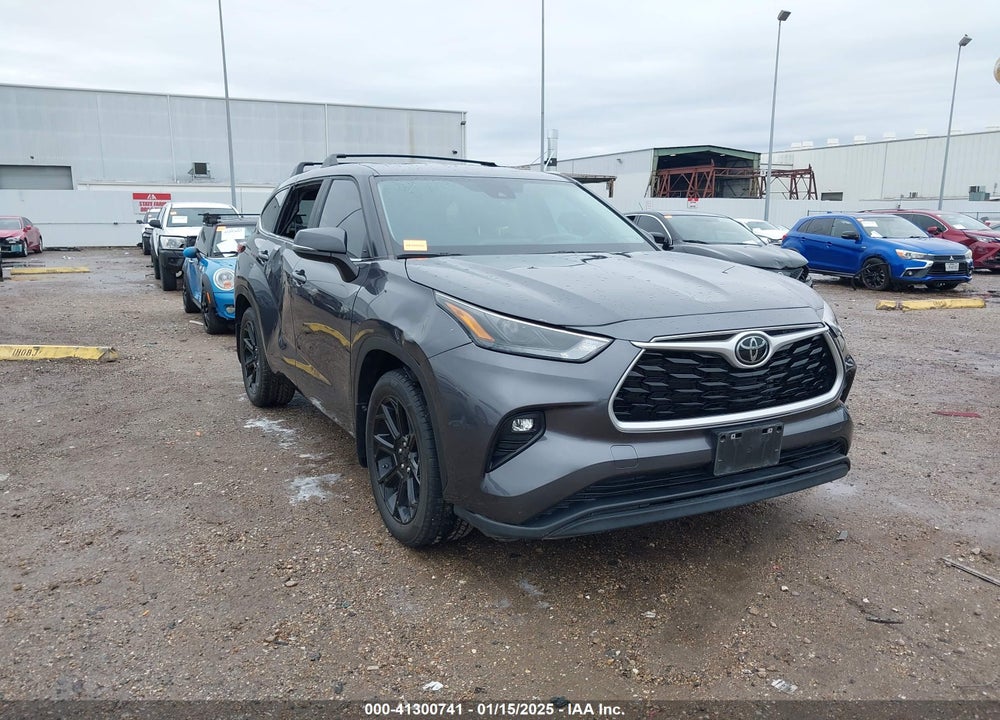 2023 TOYOTA HIGHLANDER LE VIN: 5TDKDRAH5PS509207