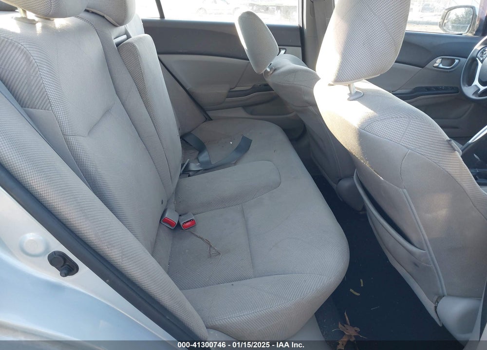 2012 HONDA CIVIC VIN: 2HGFB2F88CH525709