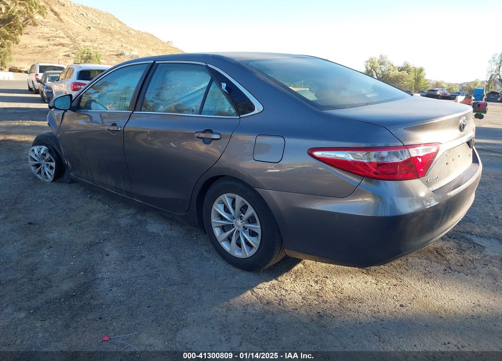2017 TOYOTA CAMRY LE VIN: 4T1BF1FKXHU781308