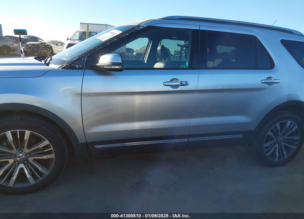 2018 FORD EXPLORER PLATINUM VIN: 1FM5K8HT4JGB45060