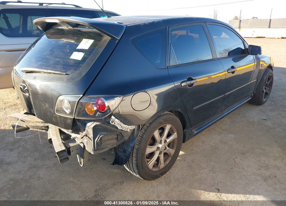 2005 MAZDA 3 S VIN: JM1BK143351270211