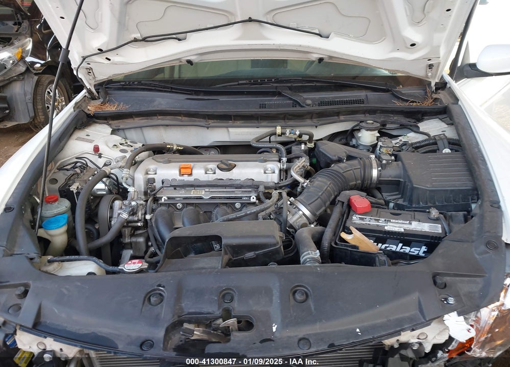 2011 HONDA ACCORD 2.4 LX-P VIN: 1HGCP2F43BA125393