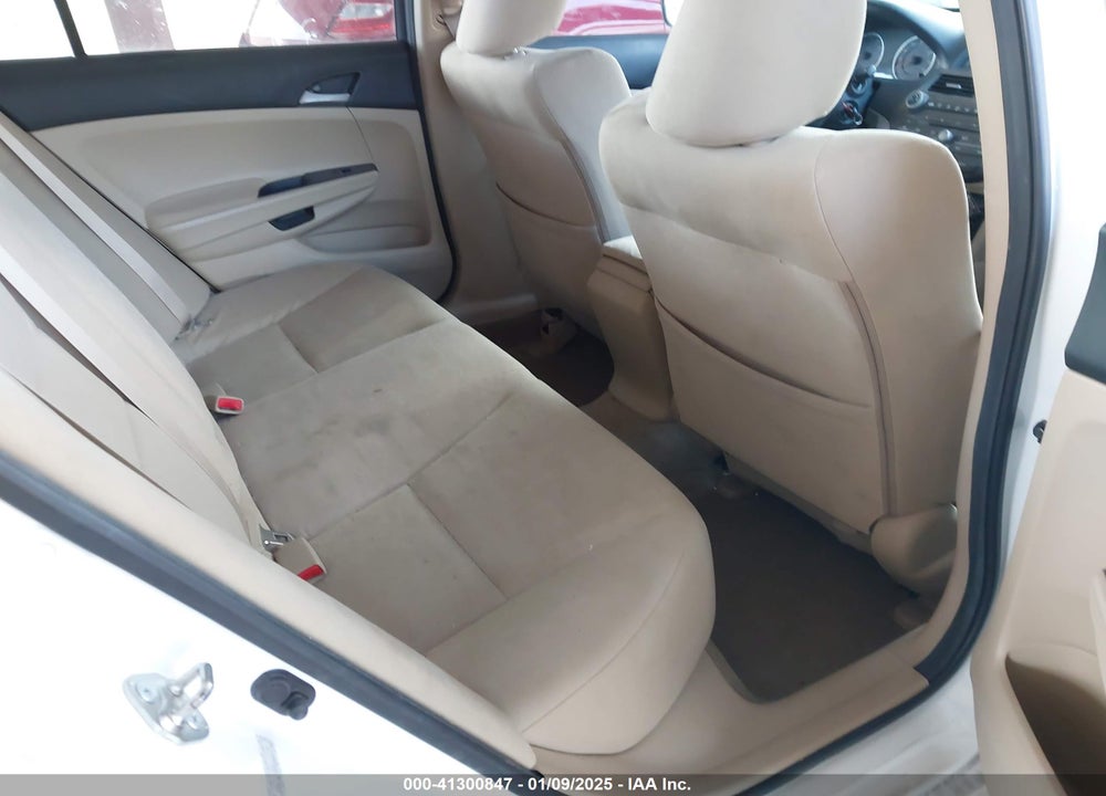 2011 HONDA ACCORD 2.4 LX-P VIN: 1HGCP2F43BA125393