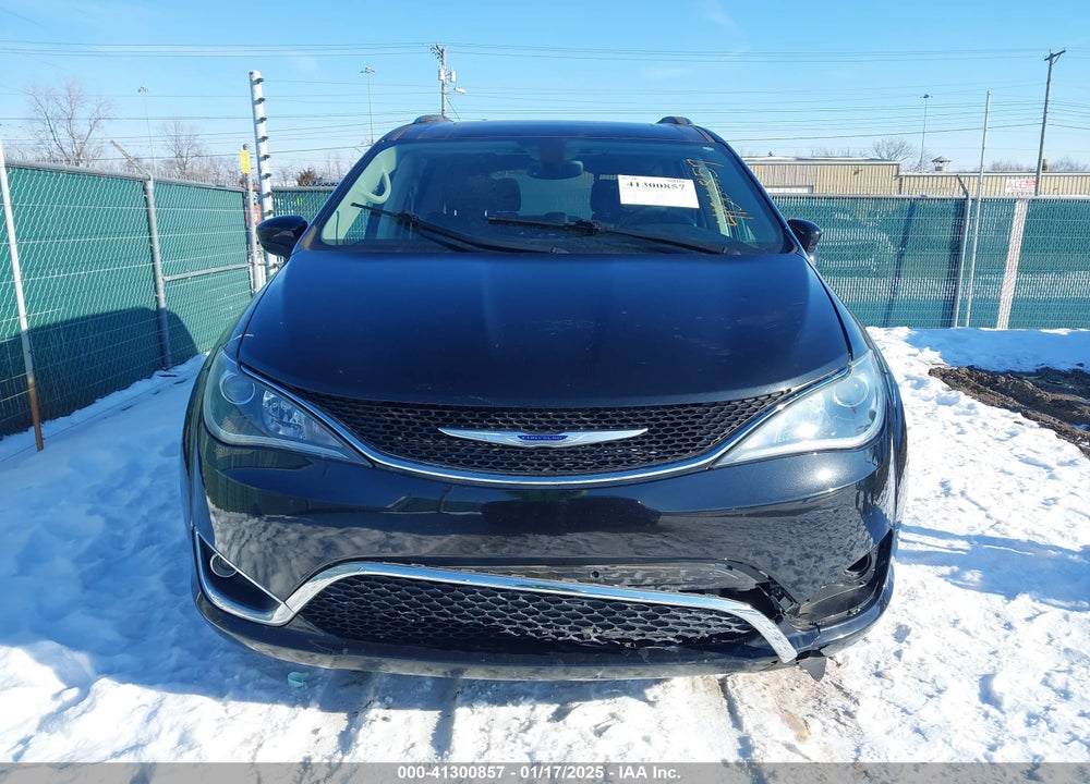 2019 CHRYSLER PACIFICA TOURING L PLUS VIN: 2C4RC1EGXKR617263