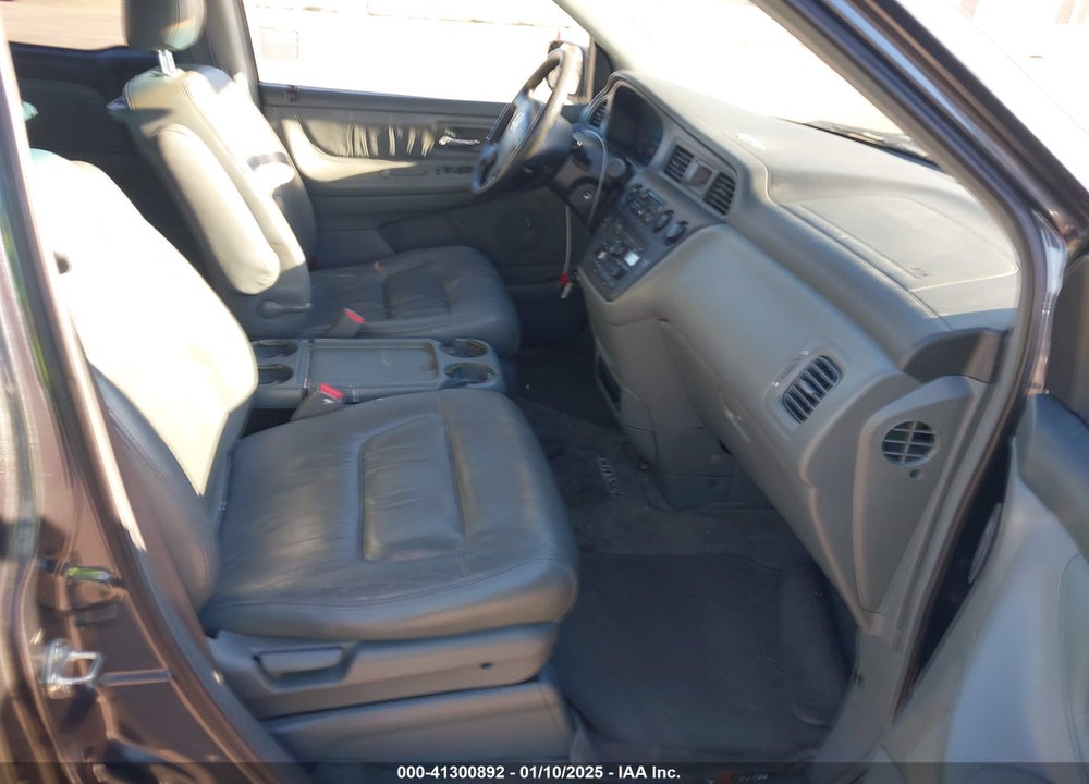 2004 HONDA ODYSSEY EX-L VIN: 5FNRL180X4B013600
