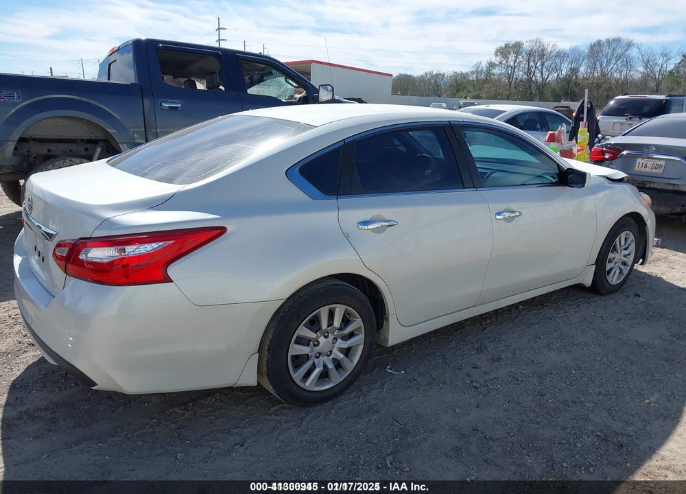 2017 NISSAN ALTIMA VIN: 1N4AL3AP0HN325762
