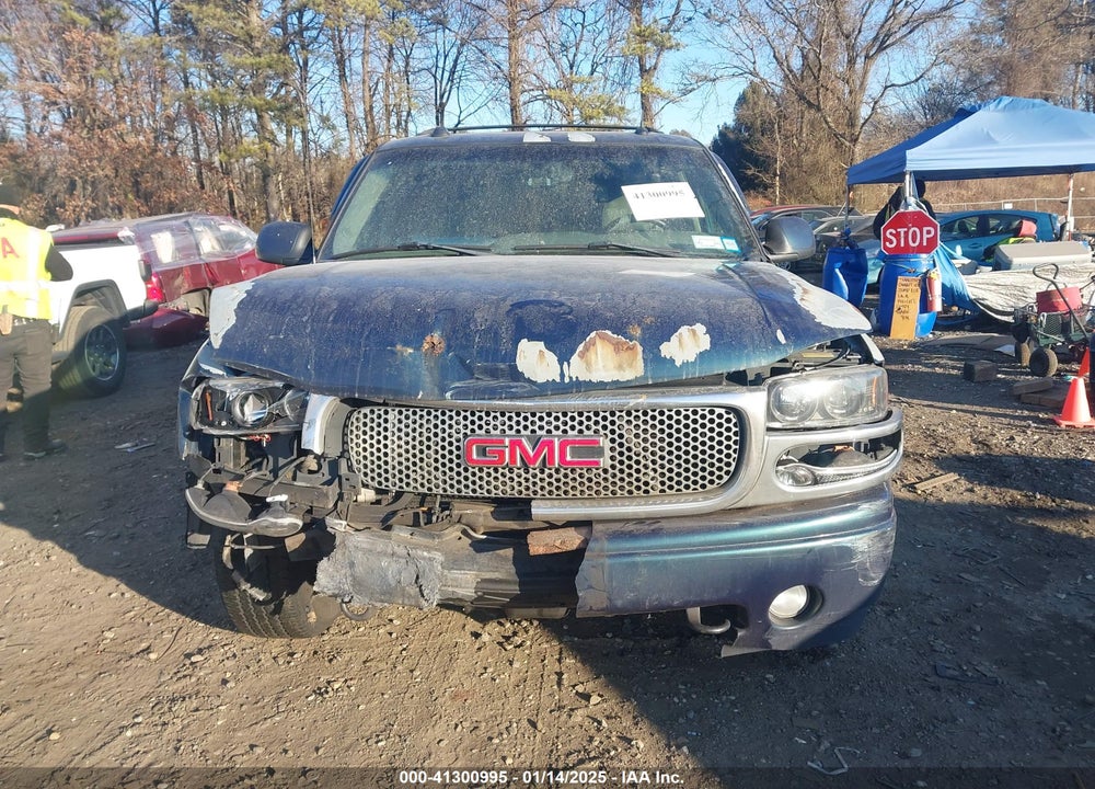 2005 GMC YUKON XL 1500 DENALI VIN: 1GKFK66U95J224911