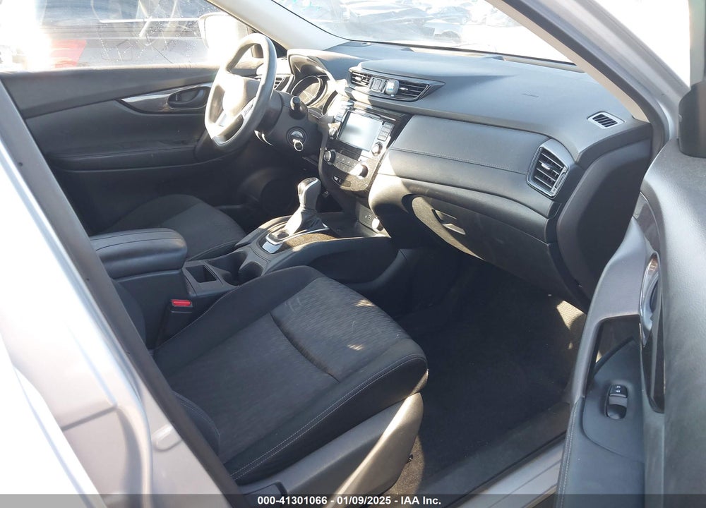 2020 NISSAN ROGUE S FWD VIN: JN8AT2MT0LW002252