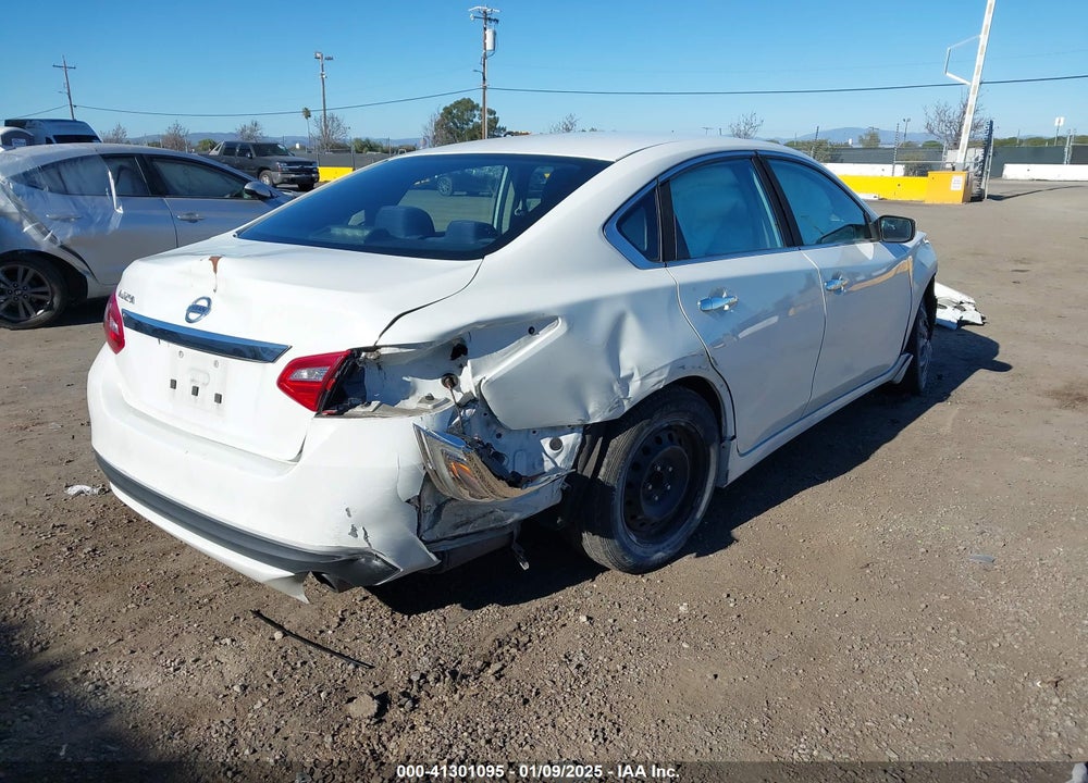 2017 NISSAN ALTIMA VIN: 1N4AL3AP1HN310770