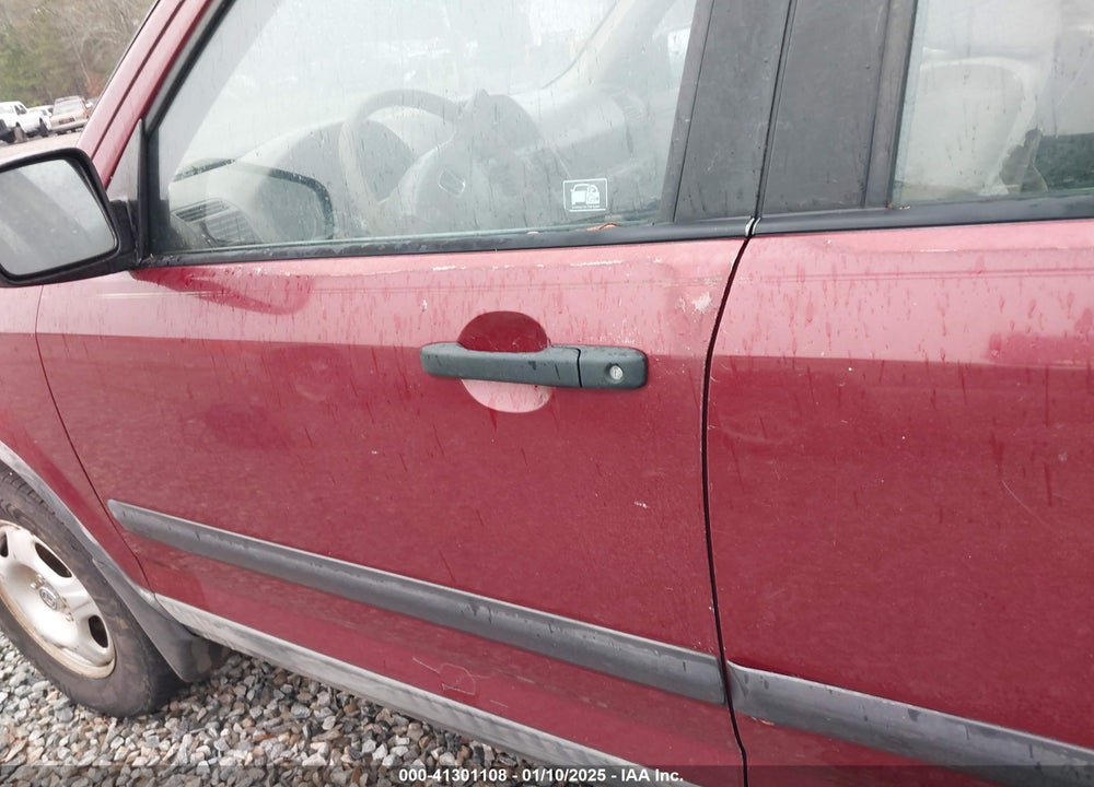 2002 HONDA CR-V LX VIN: JHLRD68482C015890