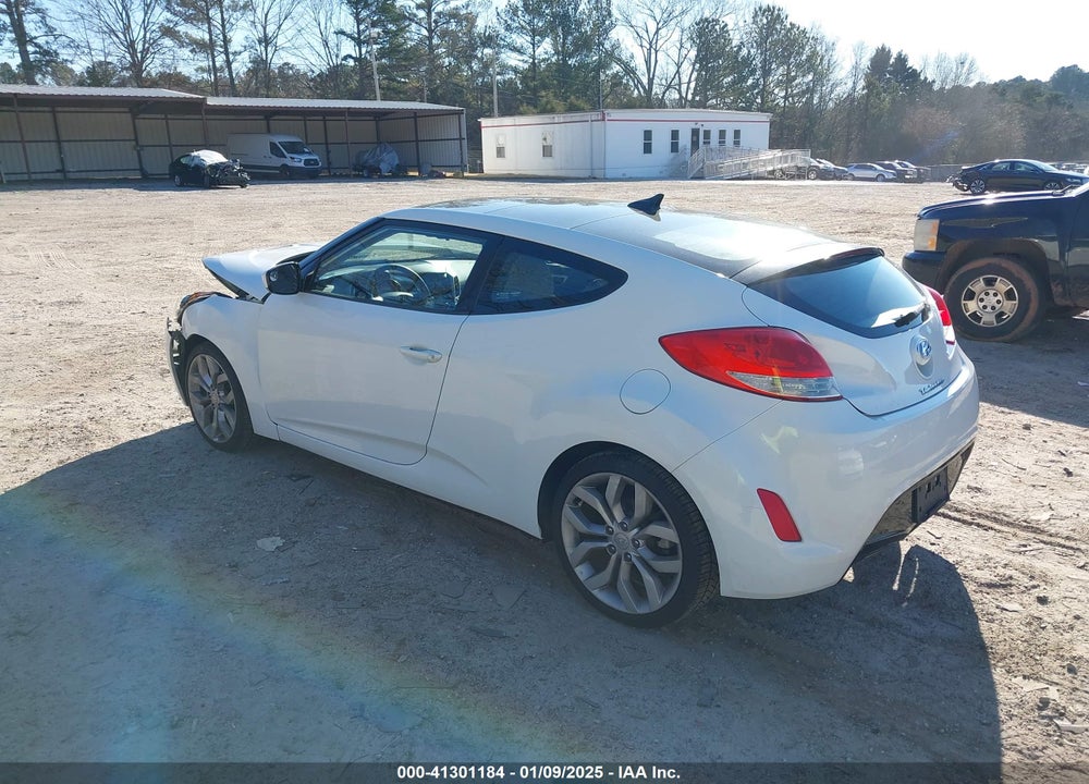 2013 HYUNDAI VELOSTER VIN: KMHTC6AD8DU135634