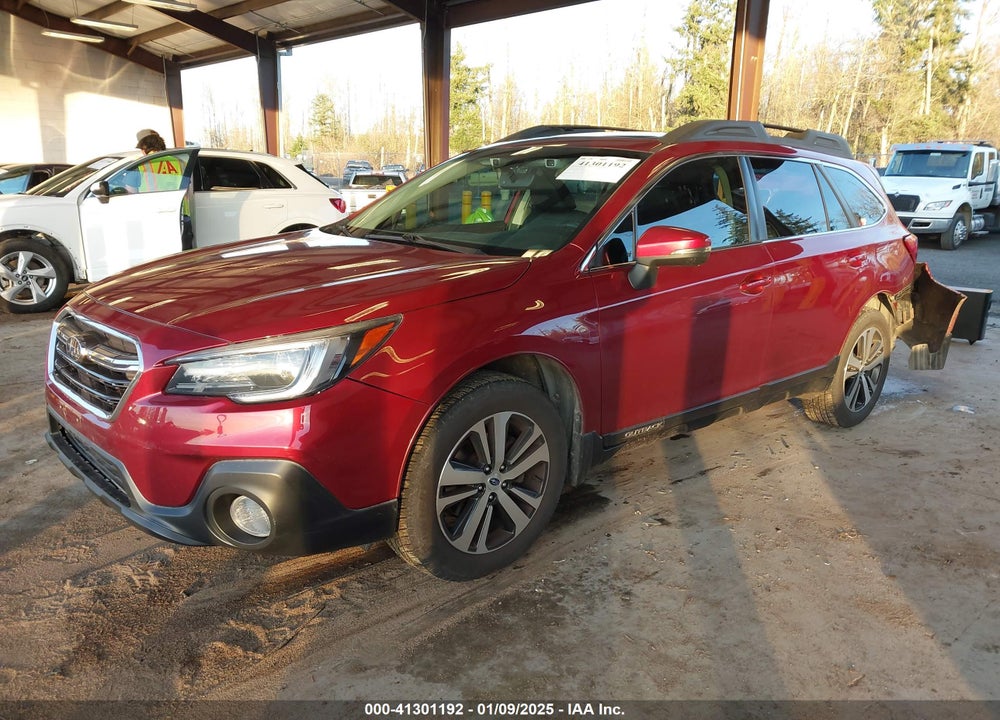 2018 SUBARU OUTBACK 2.5I LIMITED VIN: 4S4BSANC3J3276101