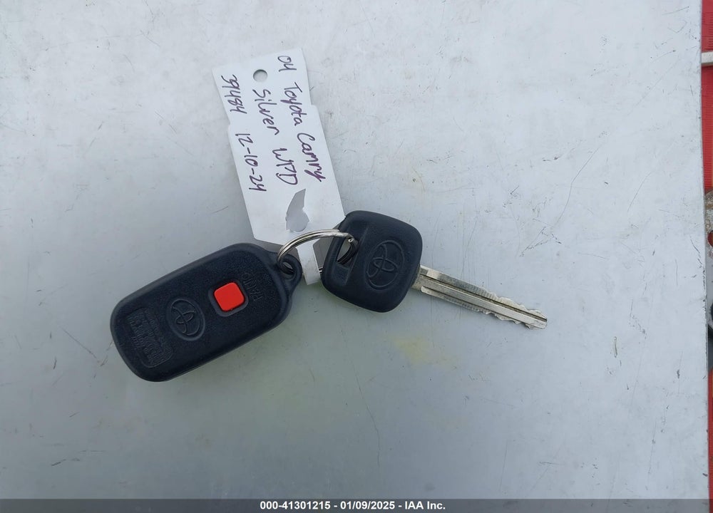 2004 TOYOTA CAMRY LE VIN: 4T1BE32KX4U912705