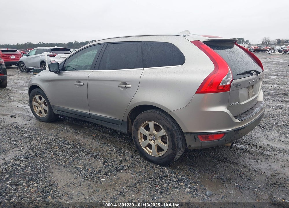 2011 VOLVO XC60 3.2 VIN: YV4952DL9B2187445