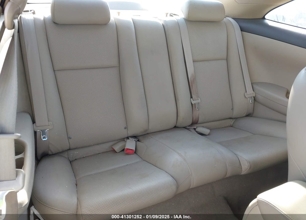 2004 TOYOTA CAMRY SOLARA SLE V6 VIN: 4T1CA30P64U020532
