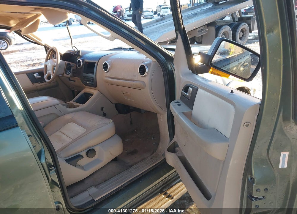 2004 FORD EXPEDITION EDDIE BAUER VIN: 1FMPU17L74LA85735