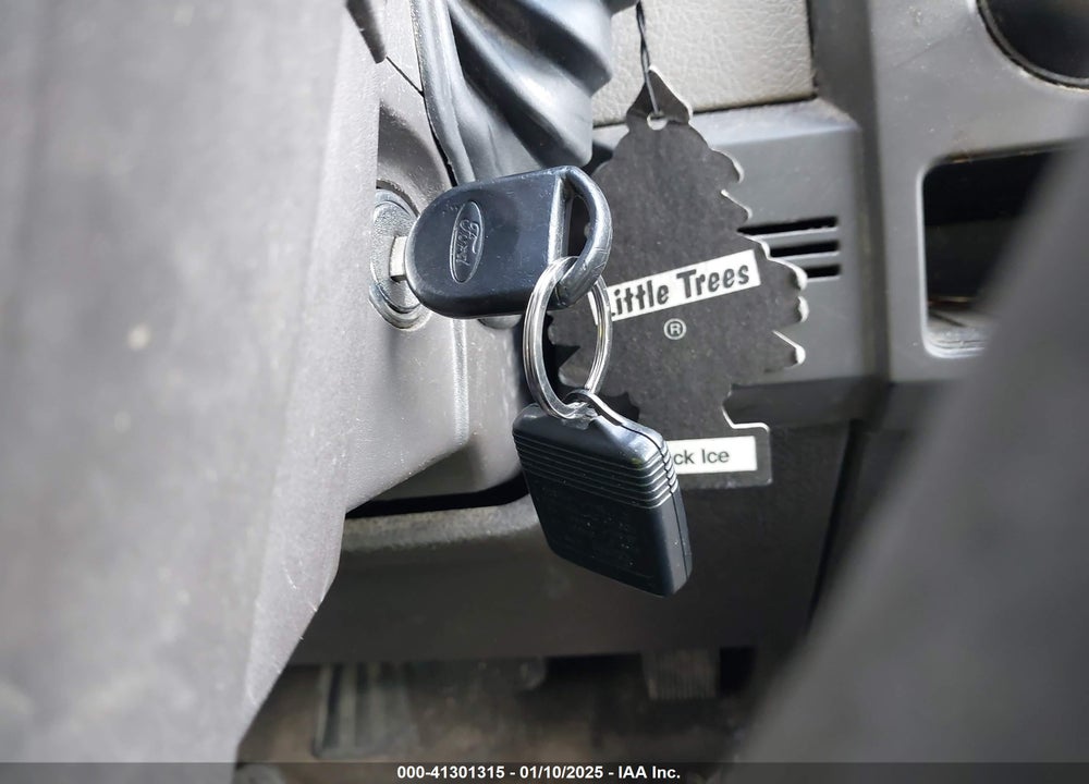 2009 FORD F-150 STX/XL VIN: 1FTRX12W49FA09000