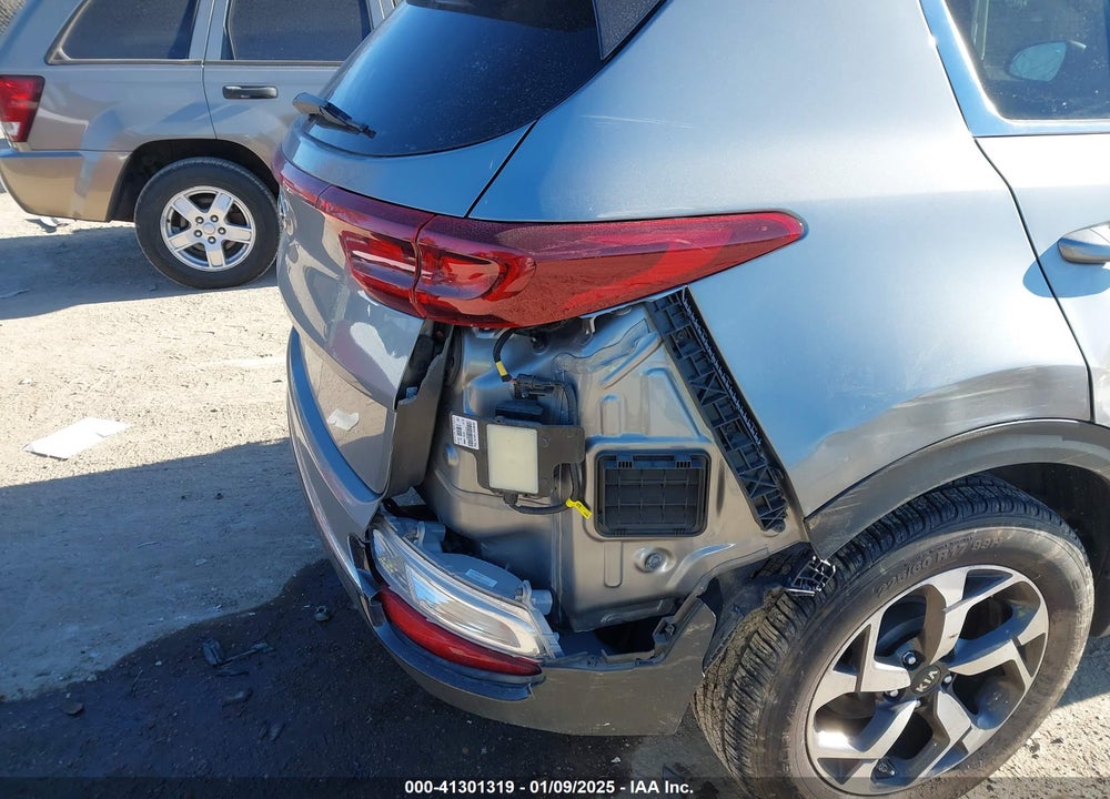 2020 KIA SPORTAGE LX VIN: KNDPMCAC0L7795088