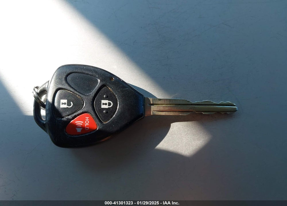 2010 TOYOTA YARIS VIN: JTDBT4K31A1363790