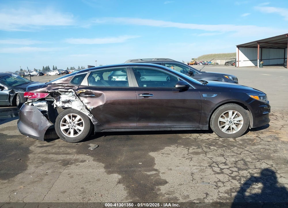 2018 KIA OPTIMA LX VIN: KNAGT4L37J5238481