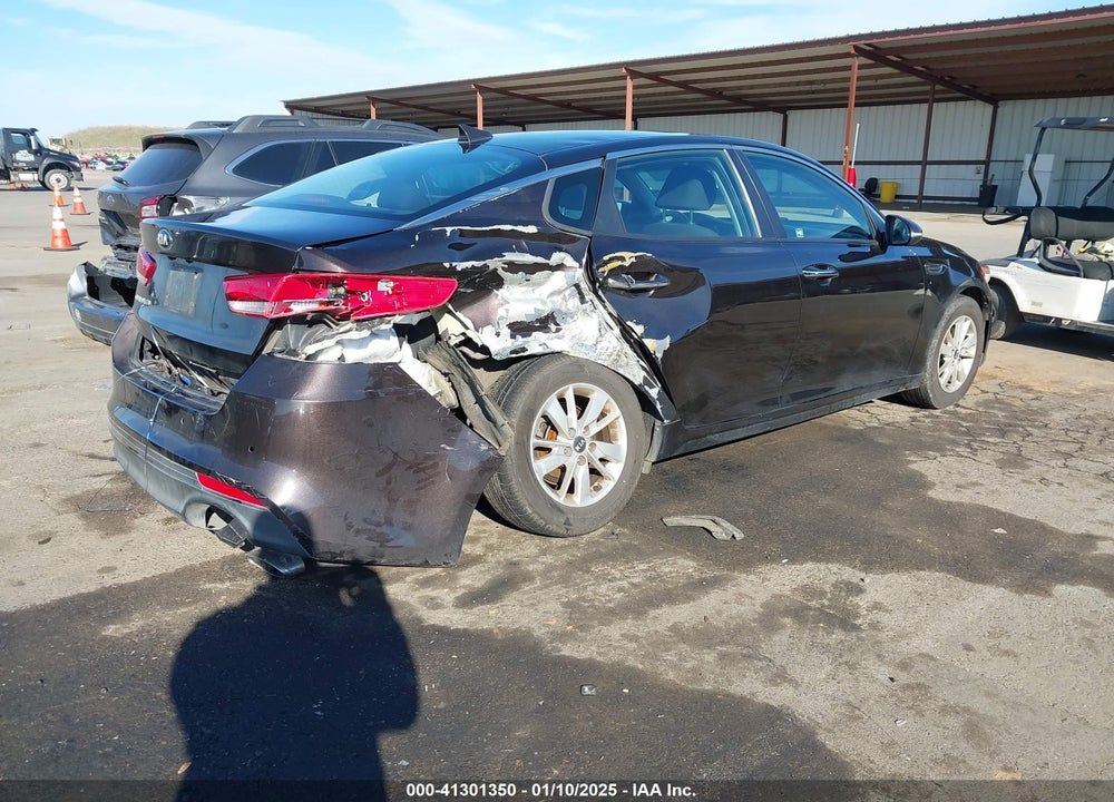 2018 KIA OPTIMA LX VIN: KNAGT4L37J5238481