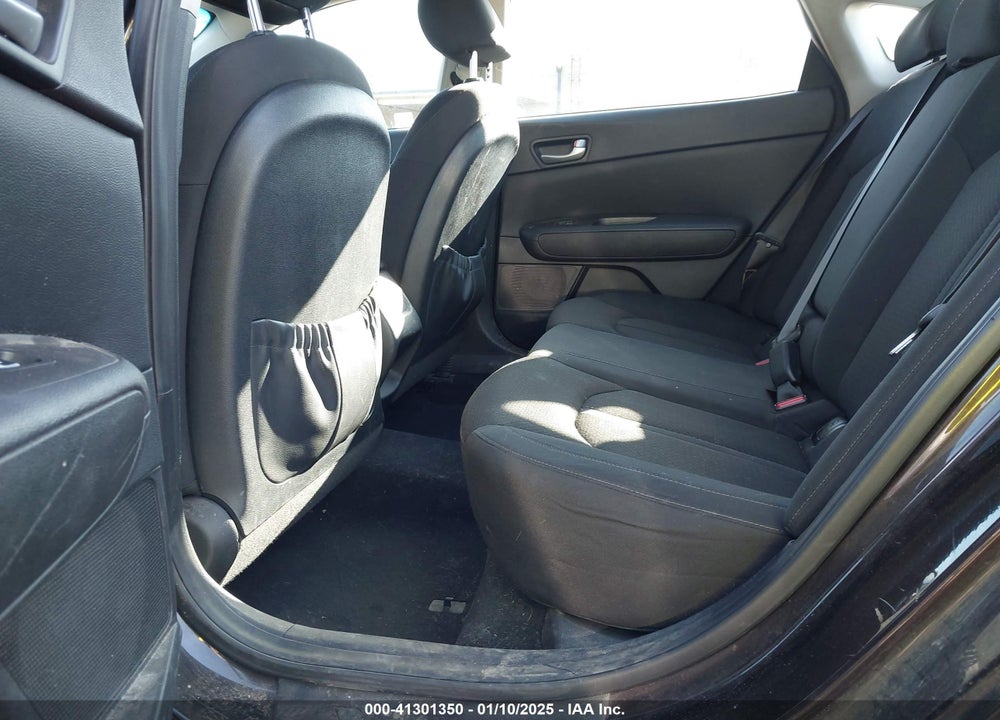 2018 KIA OPTIMA LX VIN: KNAGT4L37J5238481