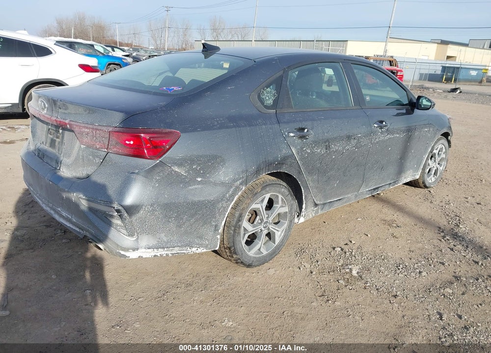 2019 KIA FORTE LXS VIN: 3KPF24AD9KE099120
