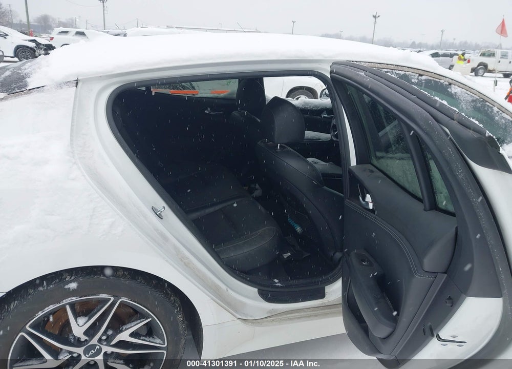 2022 KIA STINGER VIN: KNAE35LD7N6100932