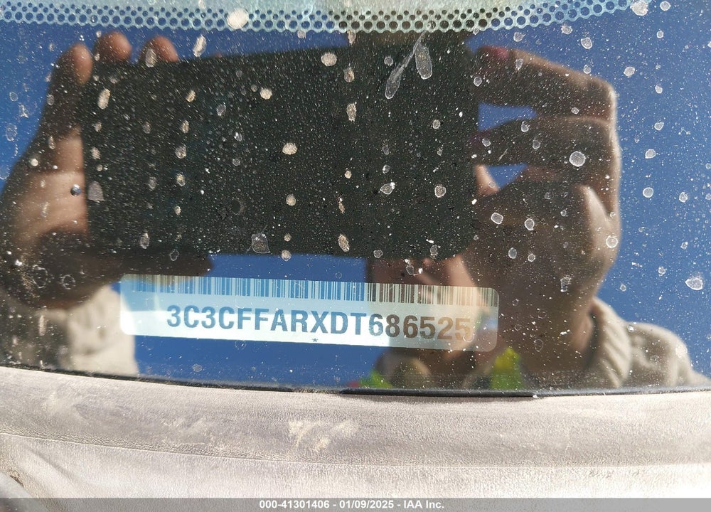 2013 FIAT 500 VIN: 3C3CFFARXDT686525