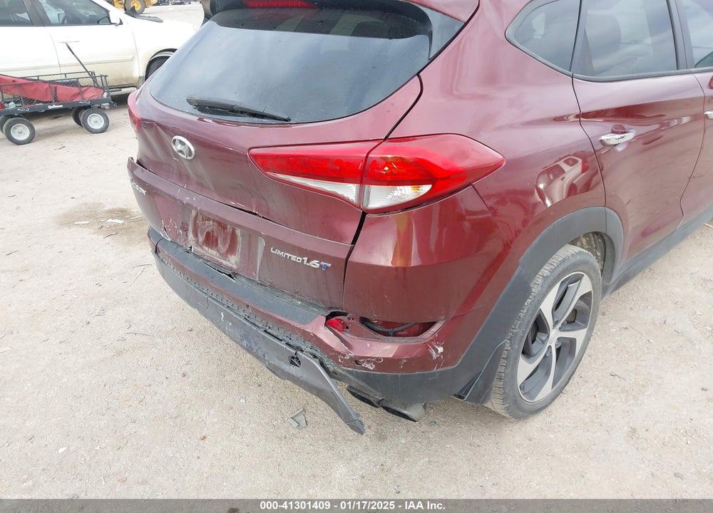 2016 HYUNDAI TUCSON LIMITED VIN: KM8J33A28GU074746