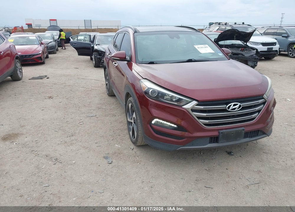 2016 HYUNDAI TUCSON LIMITED VIN: KM8J33A28GU074746