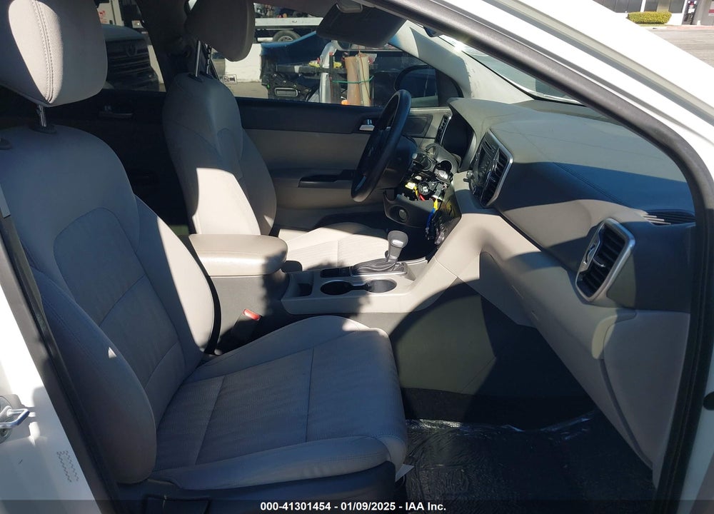 2017 KIA SPORTAGE LX VIN: KNDPM3AC4H7282031
