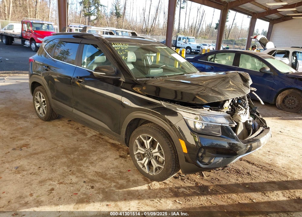 2021 KIA SELTOS EX VIN: KNDERCAA6M7194809