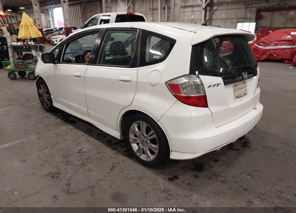2009 HONDA FIT SPORT VIN: JHMGE88499S073017