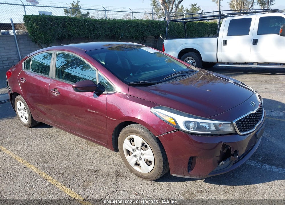 2018 KIA FORTE LX VIN: 3KPFK4A78JE186550