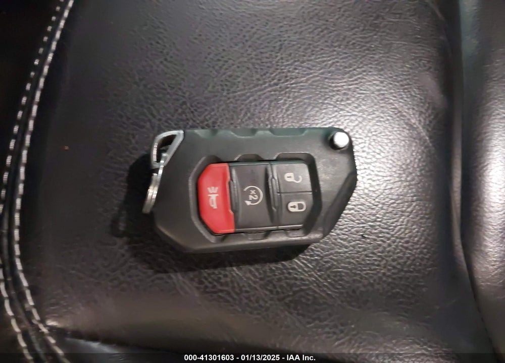 2019 JEEP WRANGLER UNLIMITED MOAB 4X4 VIN: 1C4HJXEGXKW574703