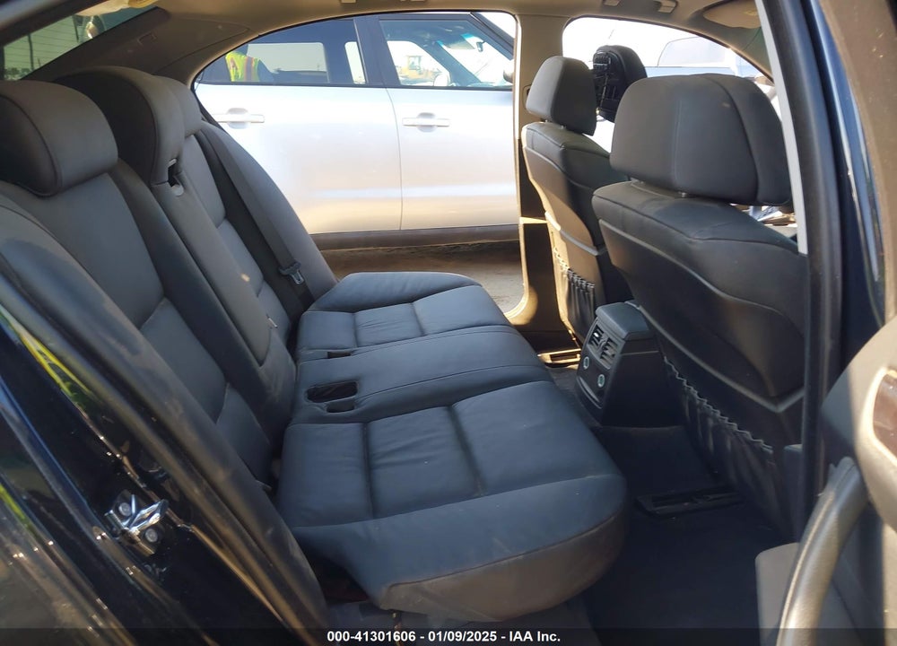 2009 BMW 550I VIN: WBANW53529CT55429