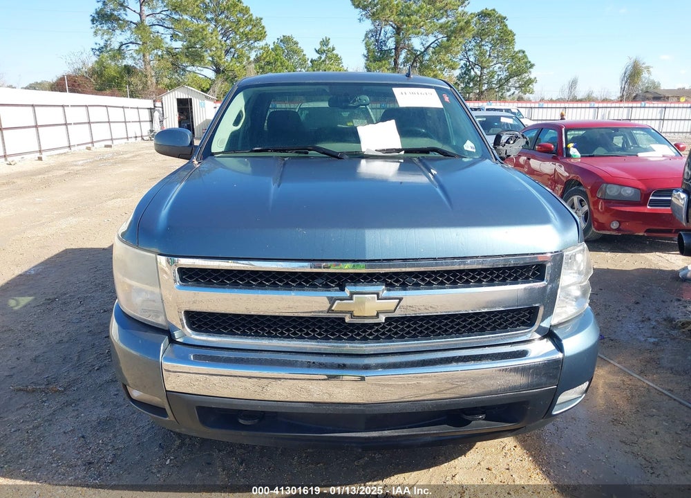 2008 CHEVROLET SILVERADO 1500 LT1 VIN: 2GCEC13J681207306