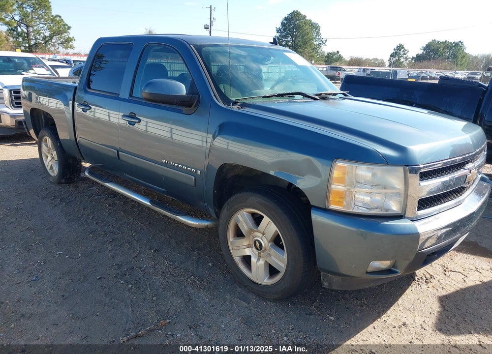 2008 CHEVROLET SILVERADO 1500 LT1 VIN: 2GCEC13J681207306
