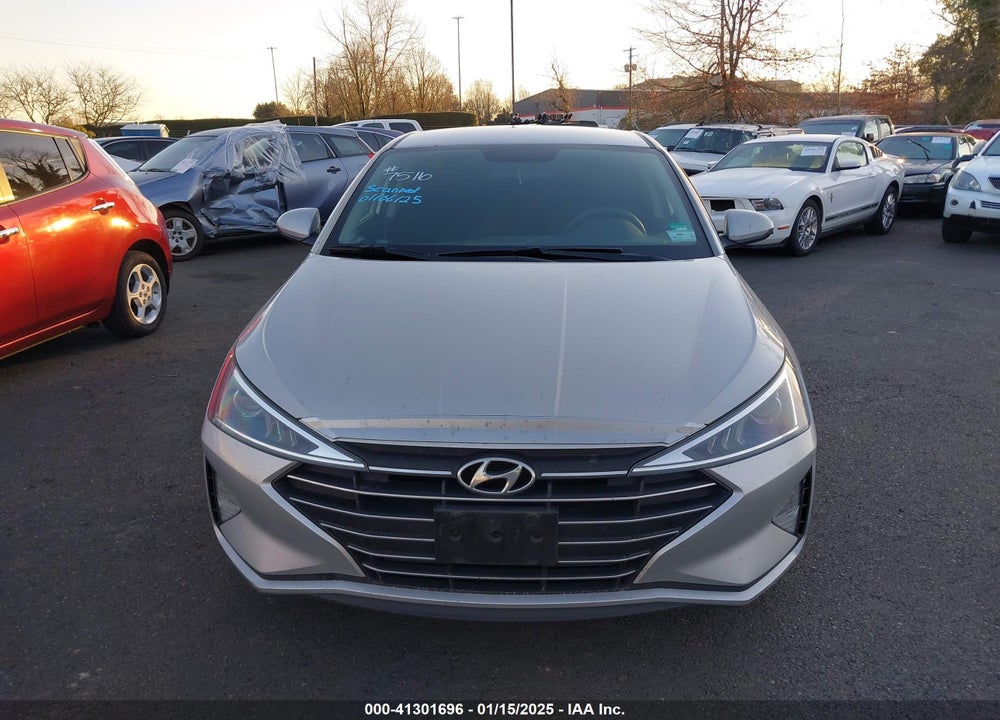 2019 HYUNDAI ELANTRA VIN: 5NPD74LF5KH435395