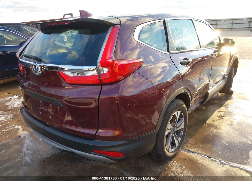 2019 HONDA CR-V LX VIN: 2HKRW5H33KH402957