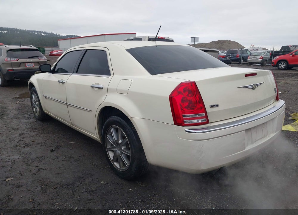 2008 CHRYSLER 300C VIN: 2C3KK63H38H267569