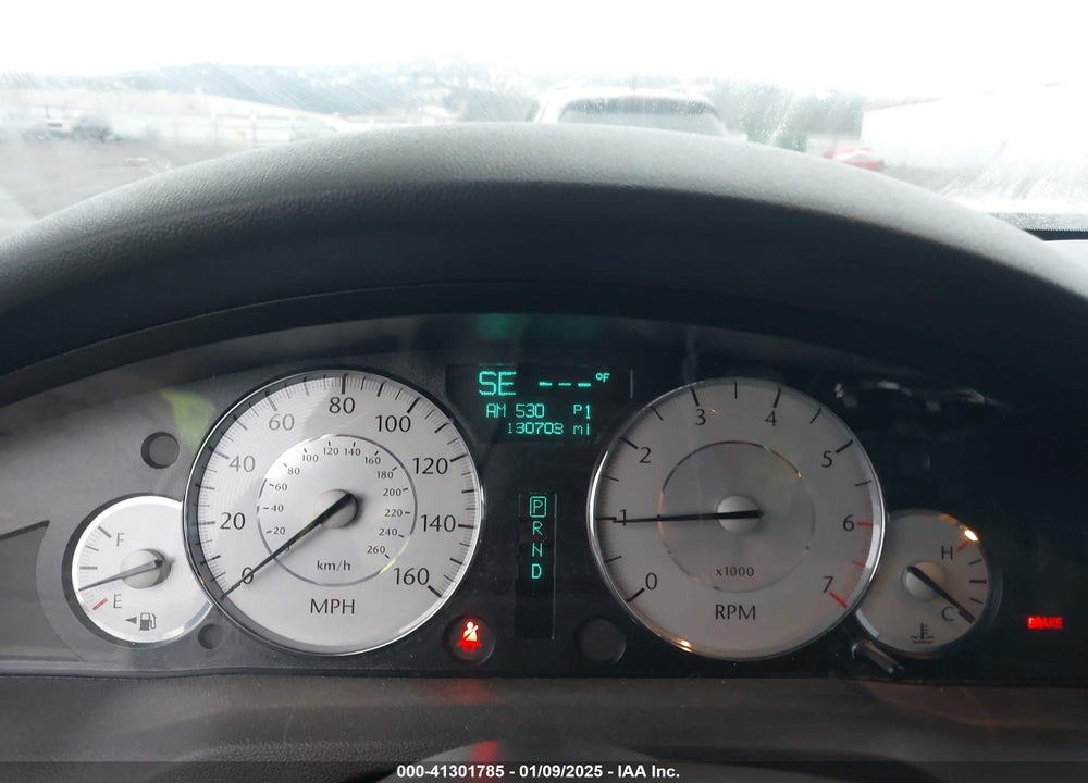 2008 CHRYSLER 300C VIN: 2C3KK63H38H267569