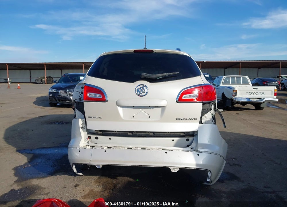 2013 BUICK ENCLAVE PREMIUM VIN: 5GAKRDKDXDJ181812