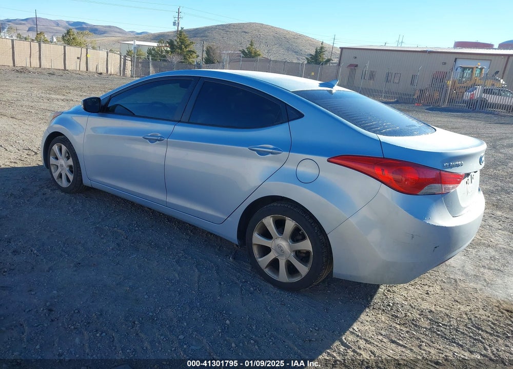 2011 HYUNDAI ELANTRA LIMITED (ULSAN PLANT) VIN: KMHDH4AE2BU132213